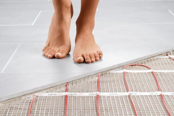 UNDERFLOOR HEATING - SAY <<YES>> TO COMFORT