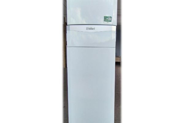 Air-to-water heat pump system aroTHERM plus